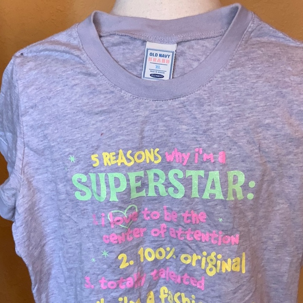 Old Navy T-shirt